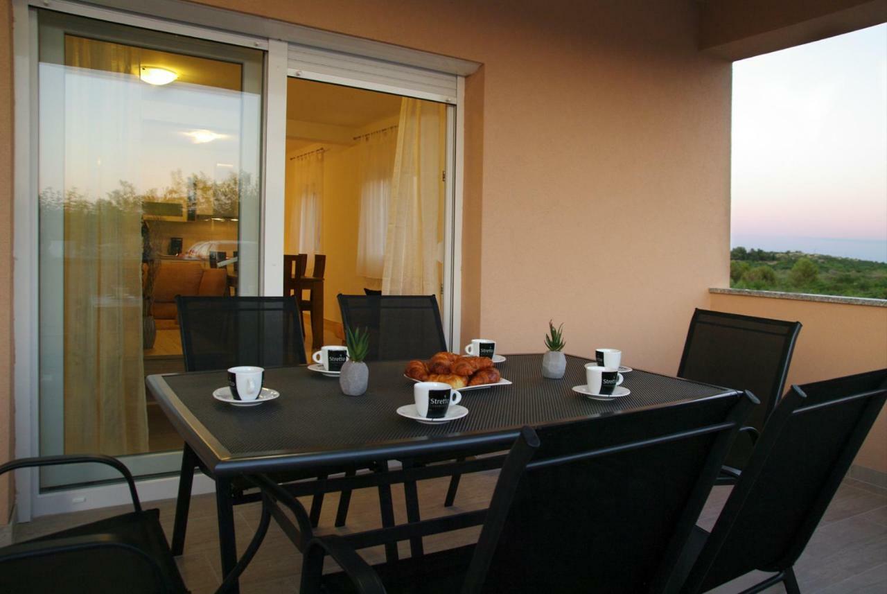 Holiday Home Luka Zadar Ngoại thất bức ảnh