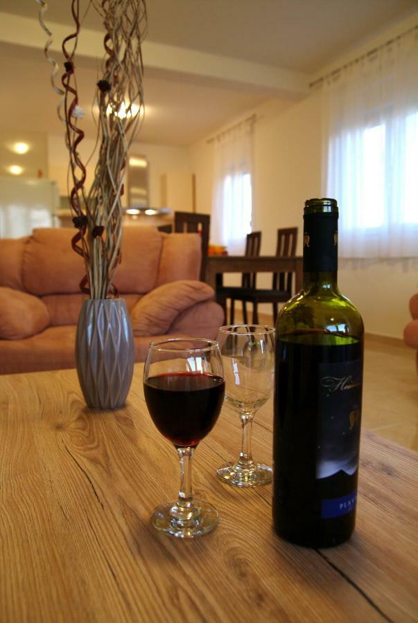 Holiday Home Luka Zadar Ngoại thất bức ảnh