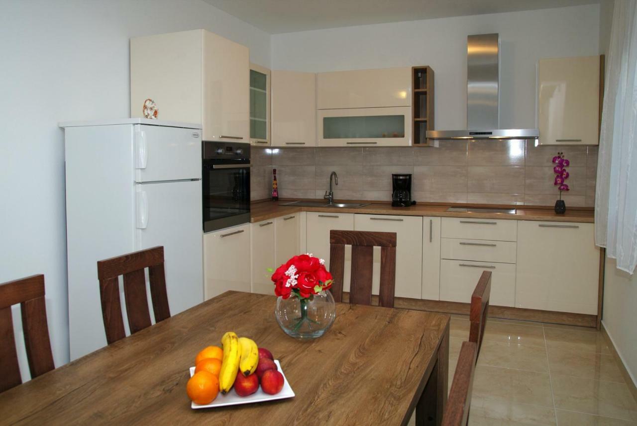 Holiday Home Luka Zadar Ngoại thất bức ảnh