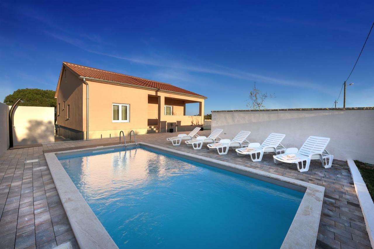 Holiday Home Luka Zadar Ngoại thất bức ảnh