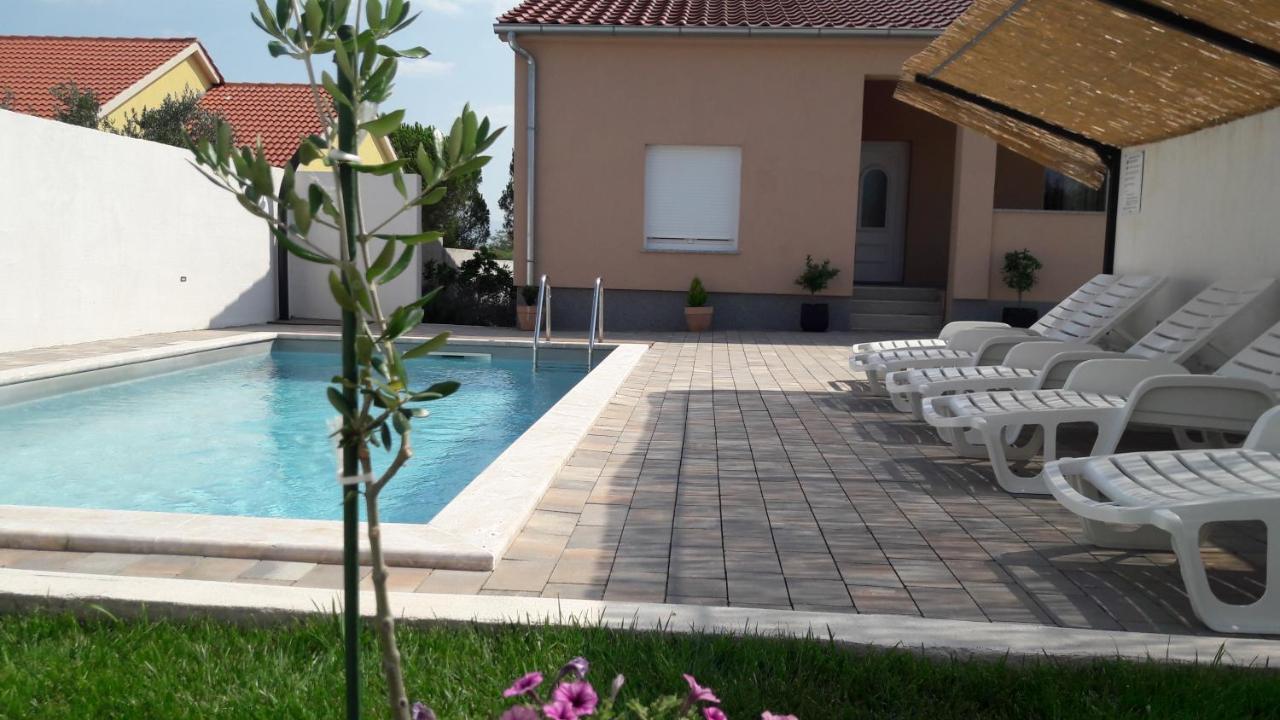 Holiday Home Luka Zadar Ngoại thất bức ảnh